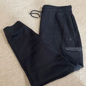 RUSSELL Men’s Jogger Black (Large)